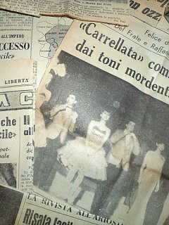 Armando Bandini Recensioni Della Commedia Musicale Sembra Facile Al Teatro Valle Di Roma 1962